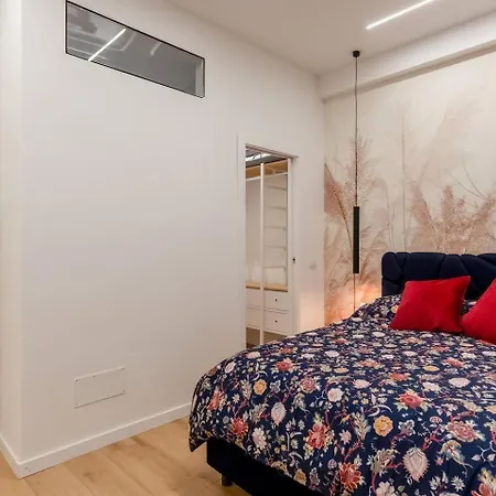 Sarpi Designe Gerusalemme M5 * Milán